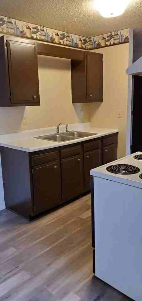401 7th St S - Photo 6 of 19