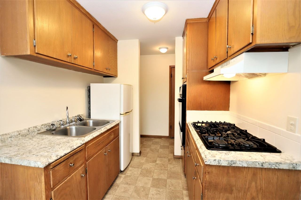 7421 Penn - Photo 4 of 14