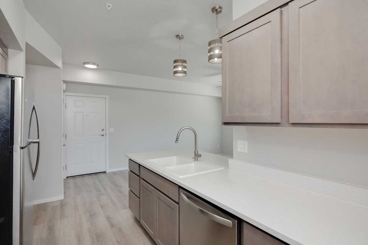 Cedar Springs Apartments - Photo 6 of 50