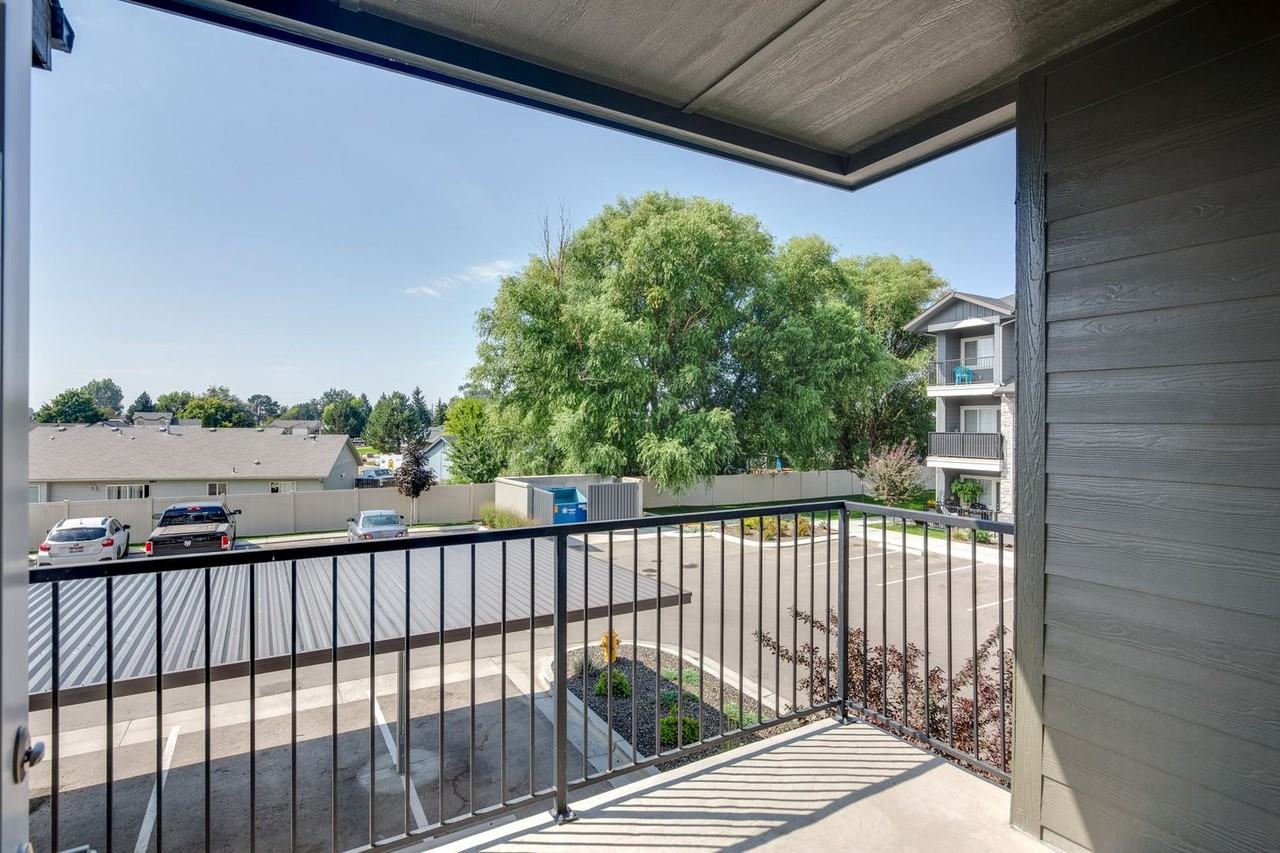 Cedar Springs Apartments - Photo 6 of 50