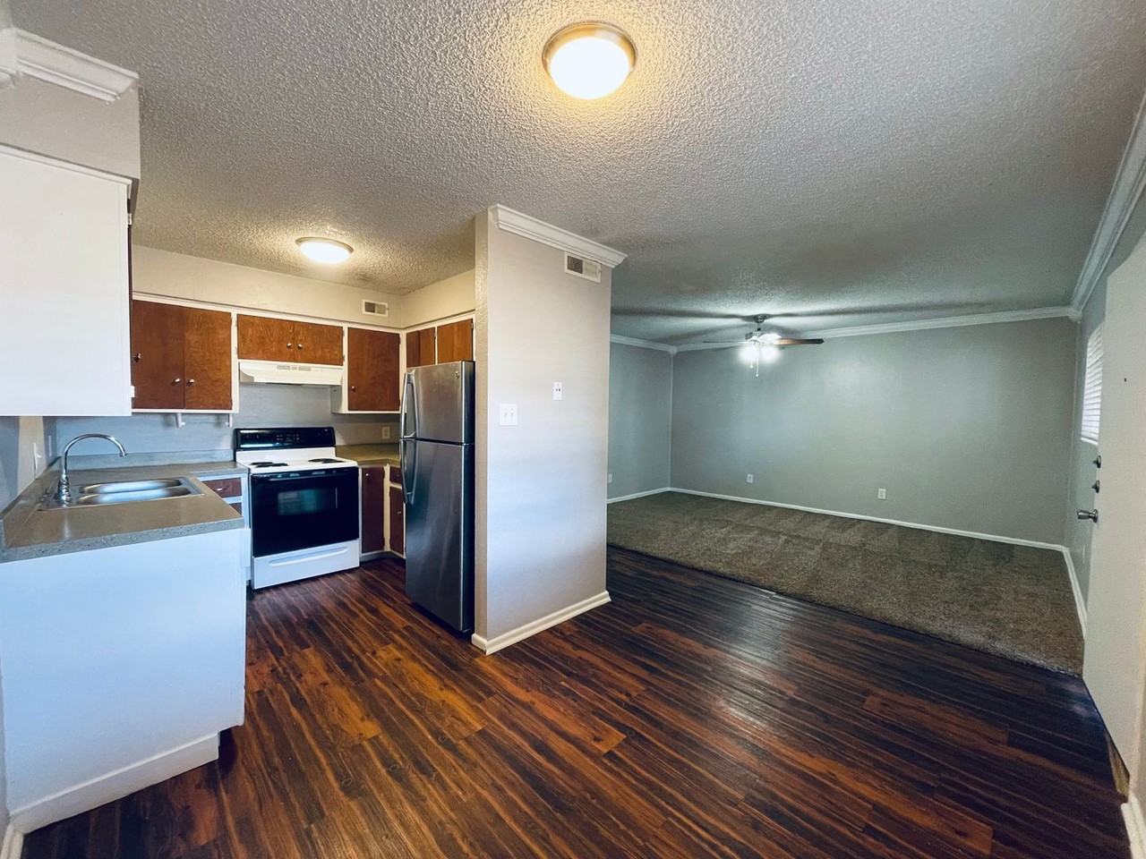 Courtyards West – Updated Living in Central Lubbock - Photo 3 of 28