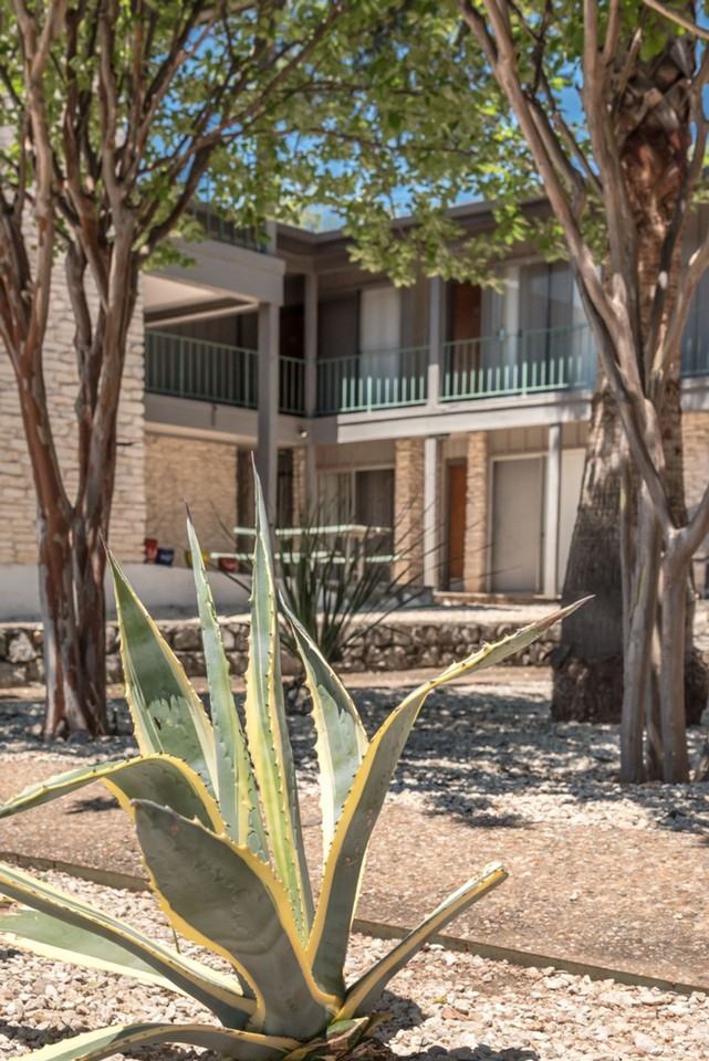 Mark Embers - Photo 5 of 29