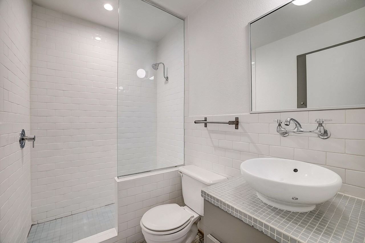 River Oaks - Photo 7 of 50