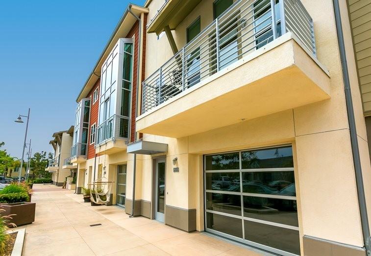 BluWater Crossing - Photo 6 of 12