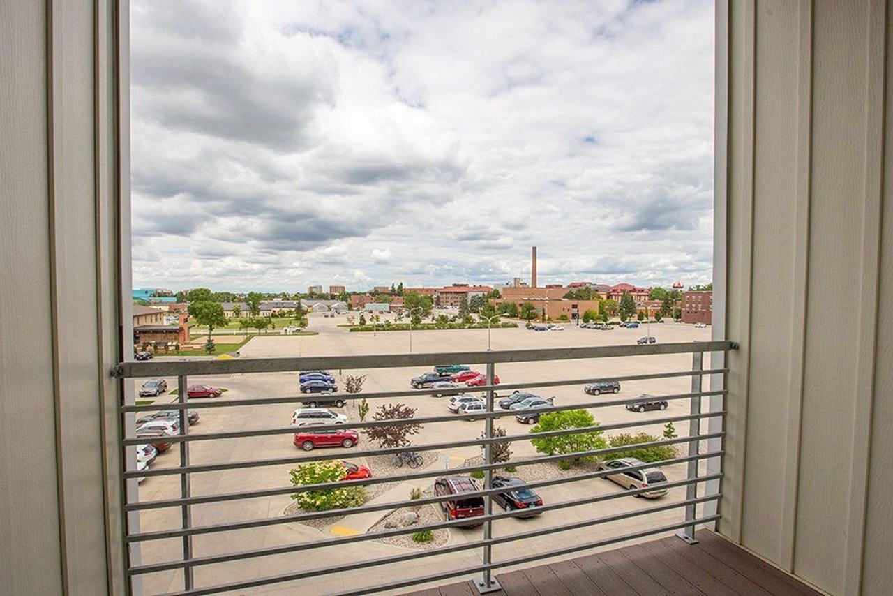 Lock in Your 2026 Rate Now at TLofts! - Photo 6 of 32