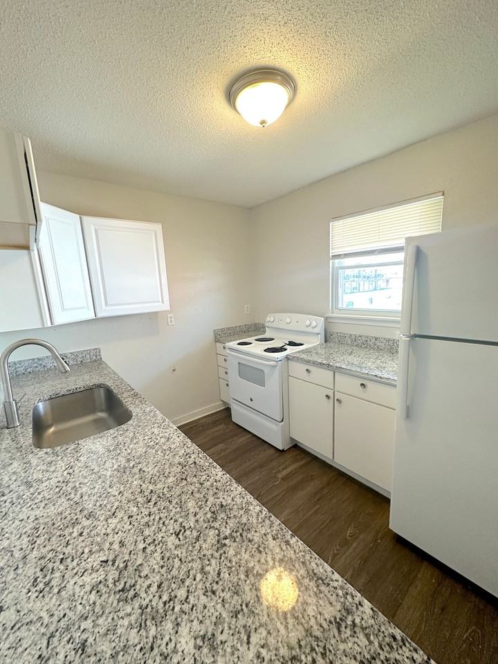 Belton Crossing Apartments - Photo 6 of 16