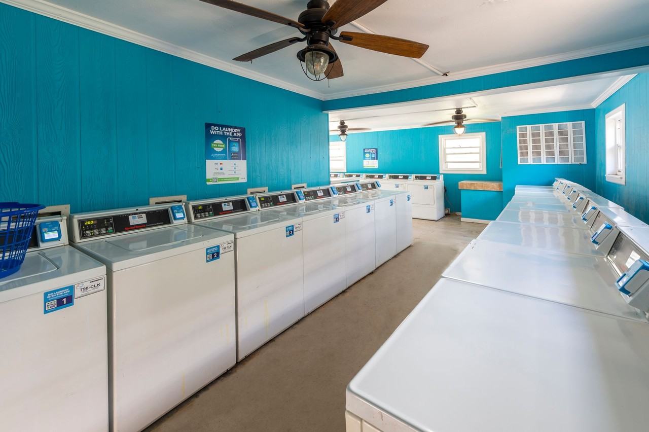 5 East Apartments - Photo 4 of 9