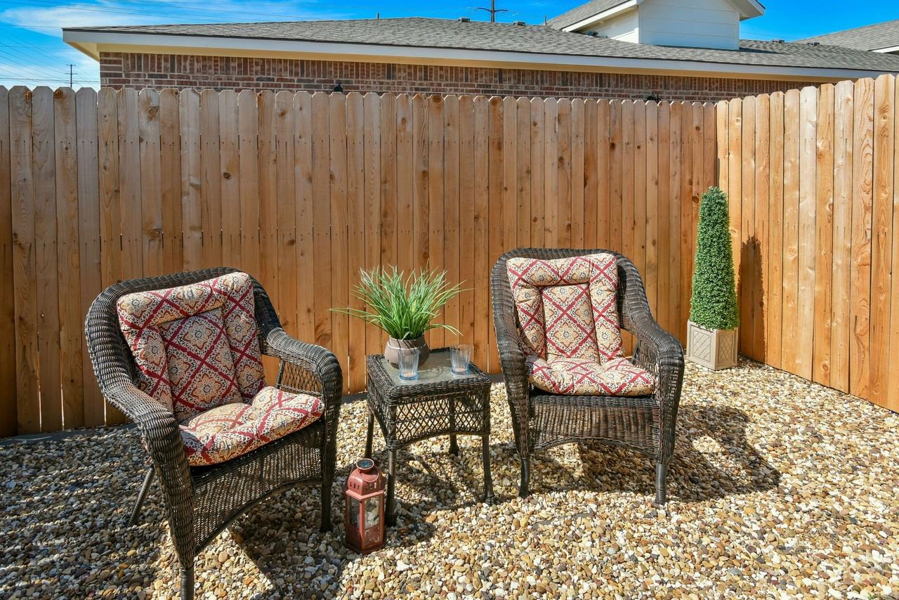 Brickstone Villas - Photo 3 of 10