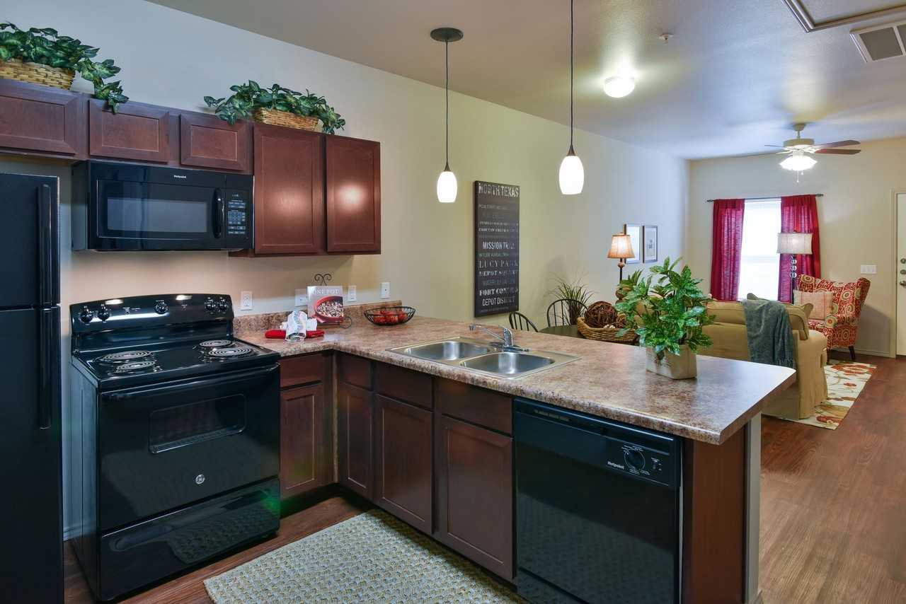 Brickstone Villas - Photo 5 of 10