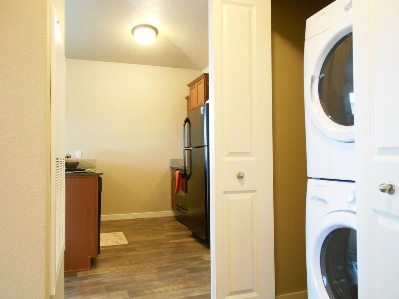 Retreat at Silvercloud - Photo 5 of 50