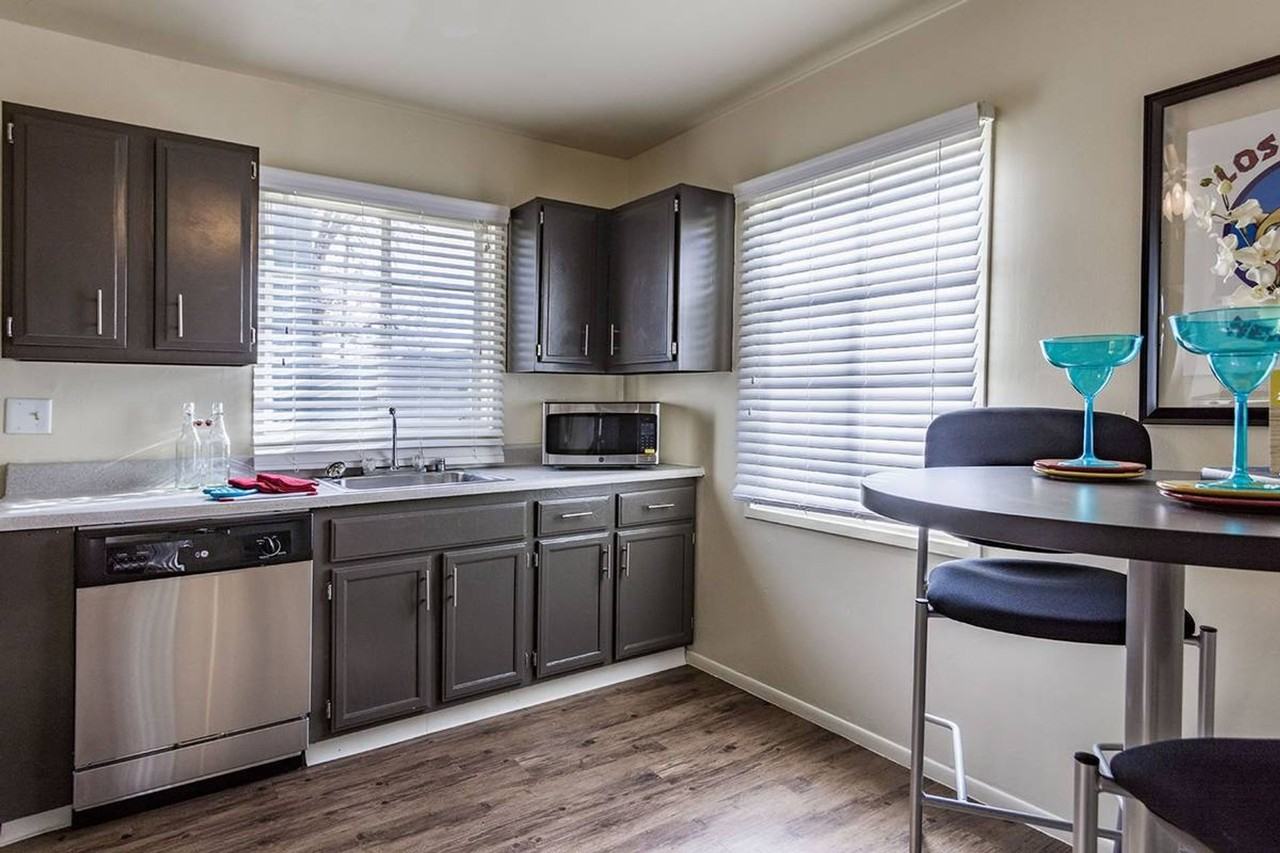 Live at the BLVD 2500!!! New, beautiful and best location! - Photo 5 of 50