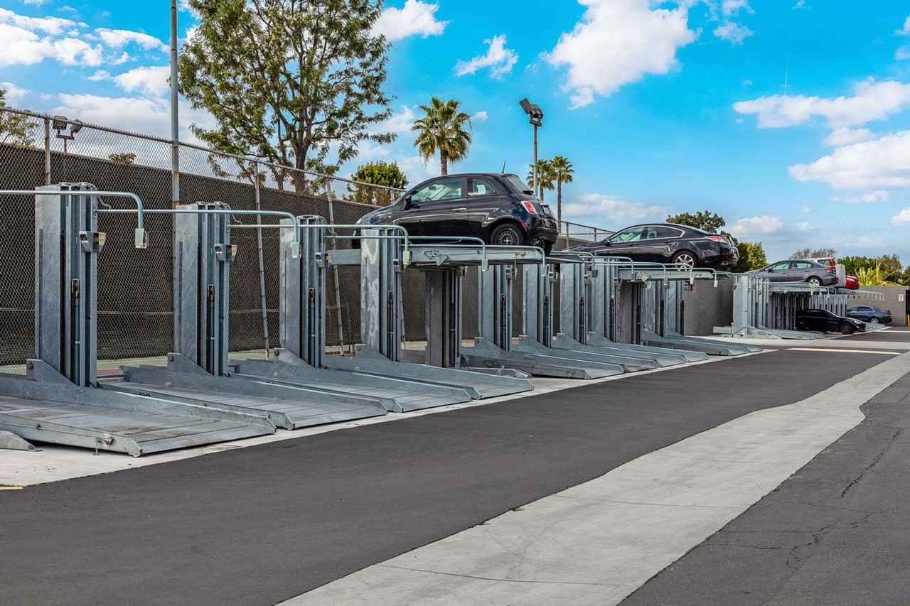 Beachwood Apartments - Photo 7 of 48