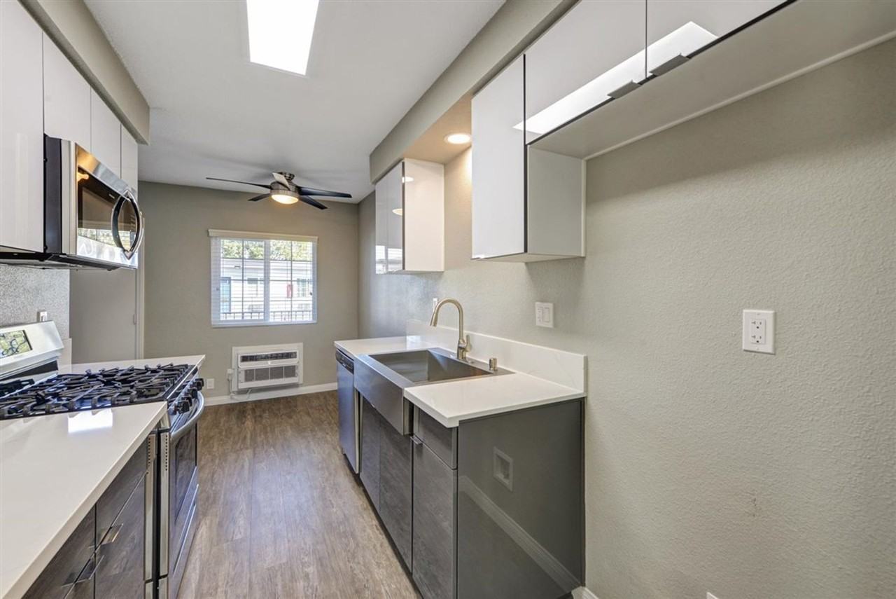 Fair Oaks Apartments - Photo 7 of 21