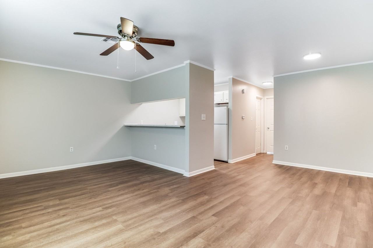 County View Apartments - Photo 2 of 49