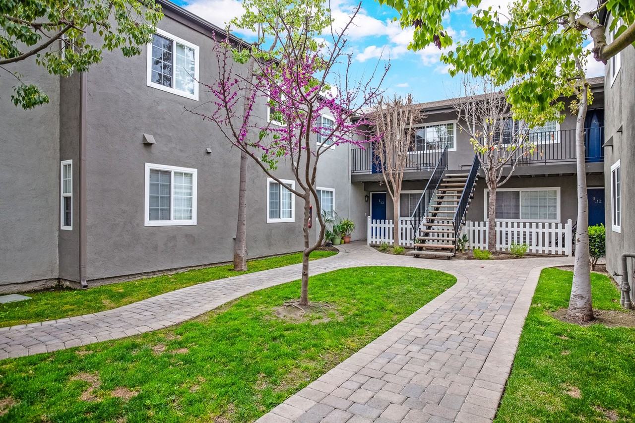 Twin Pines Apartments - Photo 7 of 41