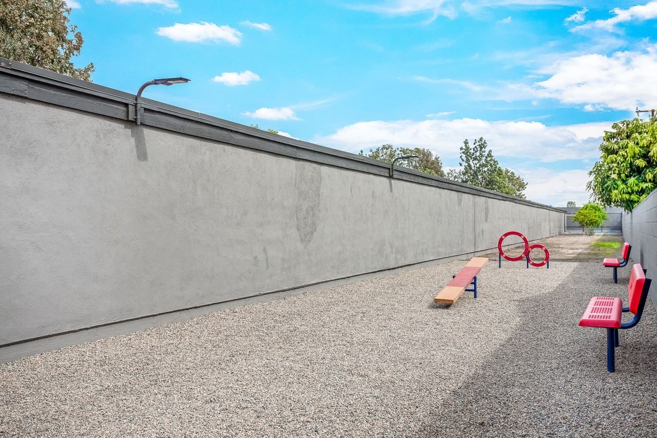 Twin Pines Apartments - Photo 7 of 39