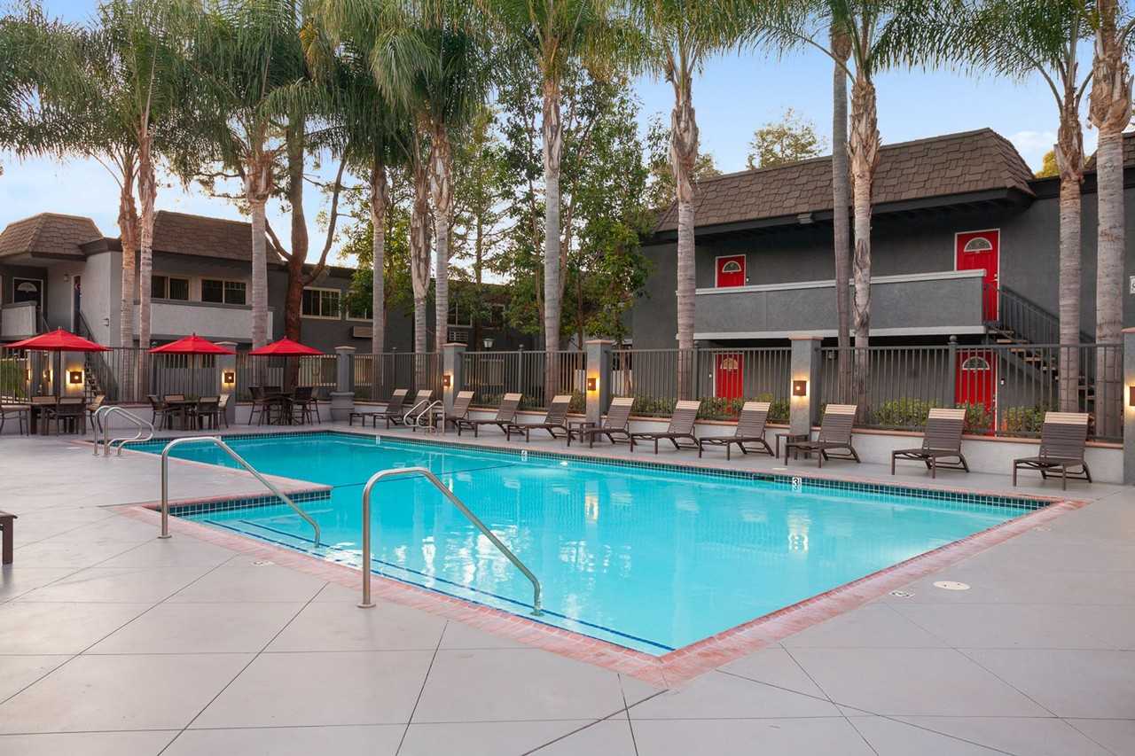 Park Plaza Apartments - Photo 2 of 24