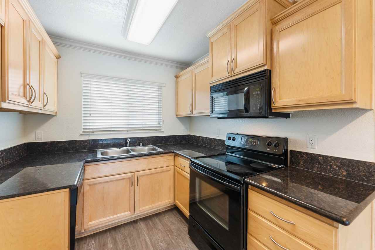 Cantabria Apartment Homes - Photo 6 of 42