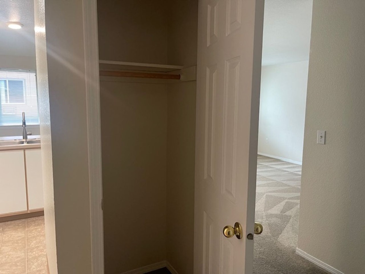 167-Triple Crown Apts - Photo 5 of 50