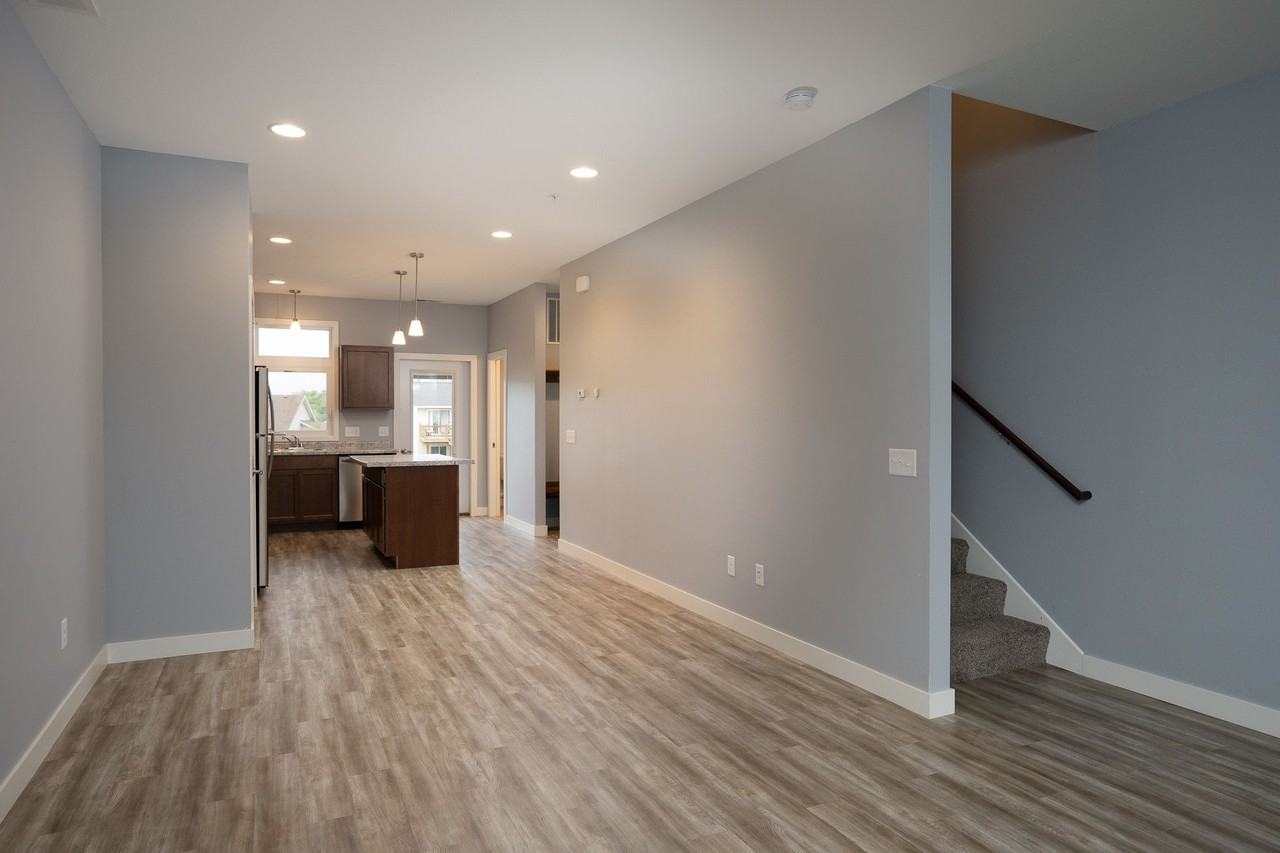 Stadium Courtyard - Photo 7 of 22