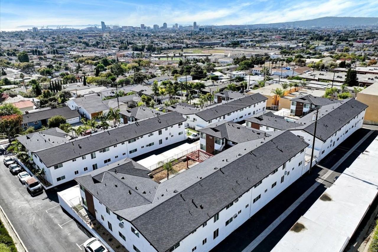 The Heights at Signal Hill - Photo 7 of 46