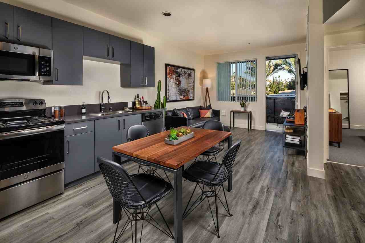 Mission Lofts - Photo 3 of 34