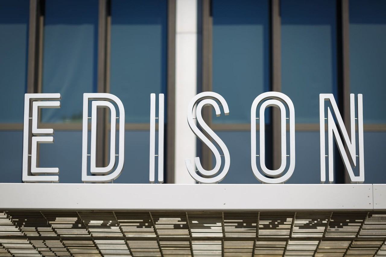 Edison Long Beach - Photo 7 of 40