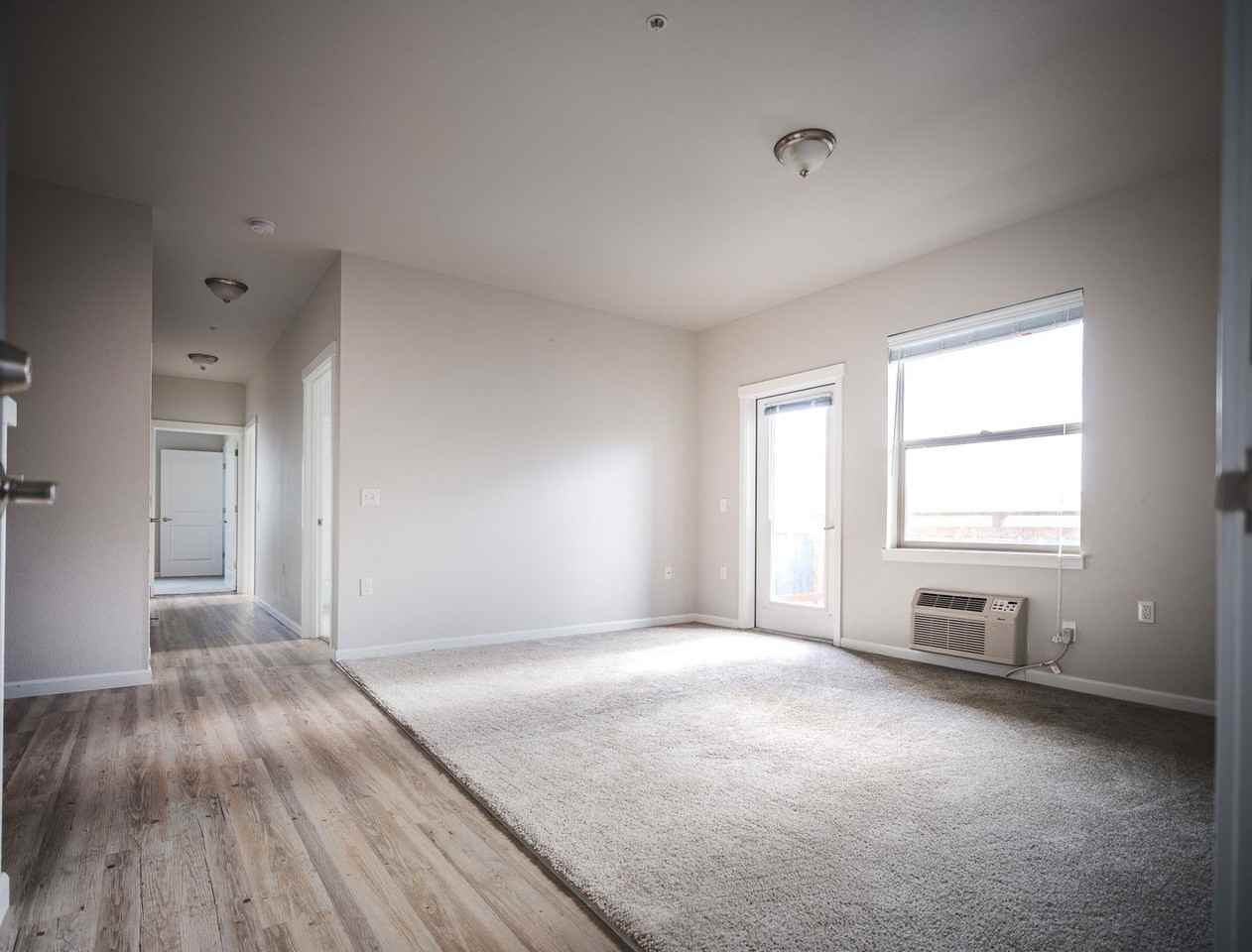 Howard Commons - Photo 6 of 34