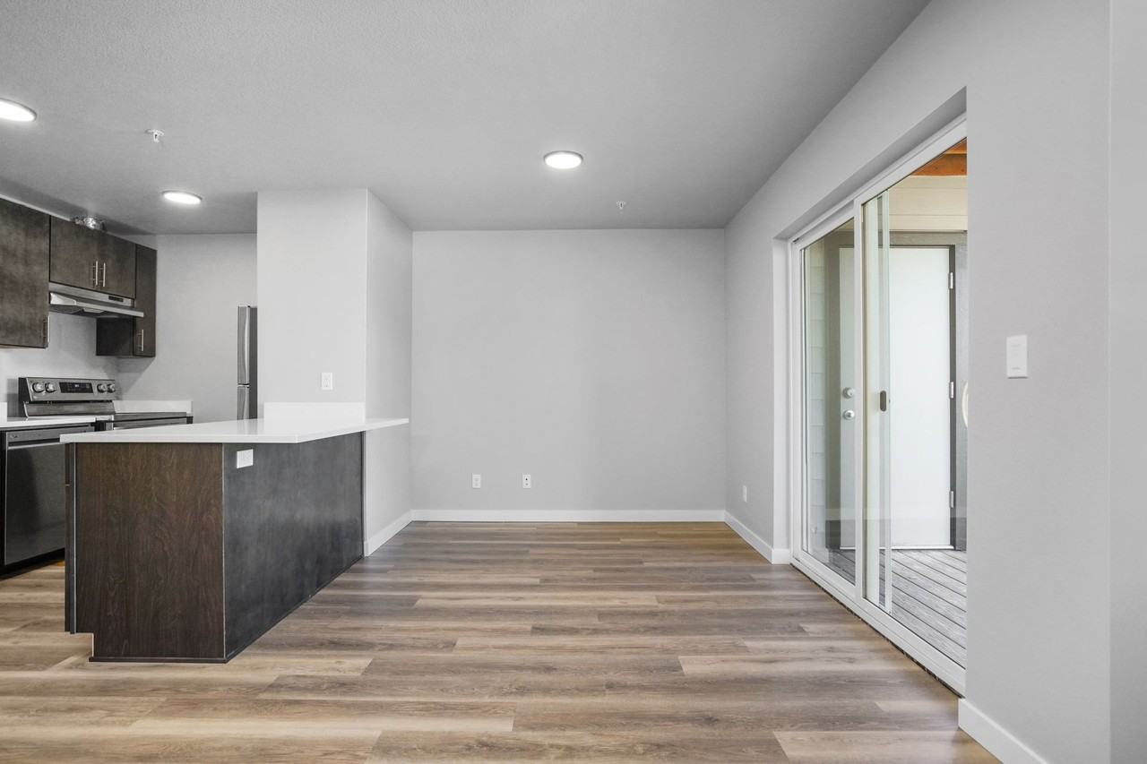 Fisher Park Apartments - Photo 4 of 50