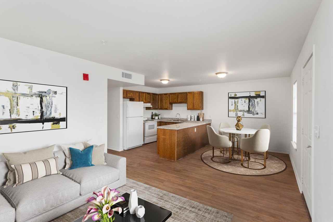 The Oaks - Photo 5 of 25