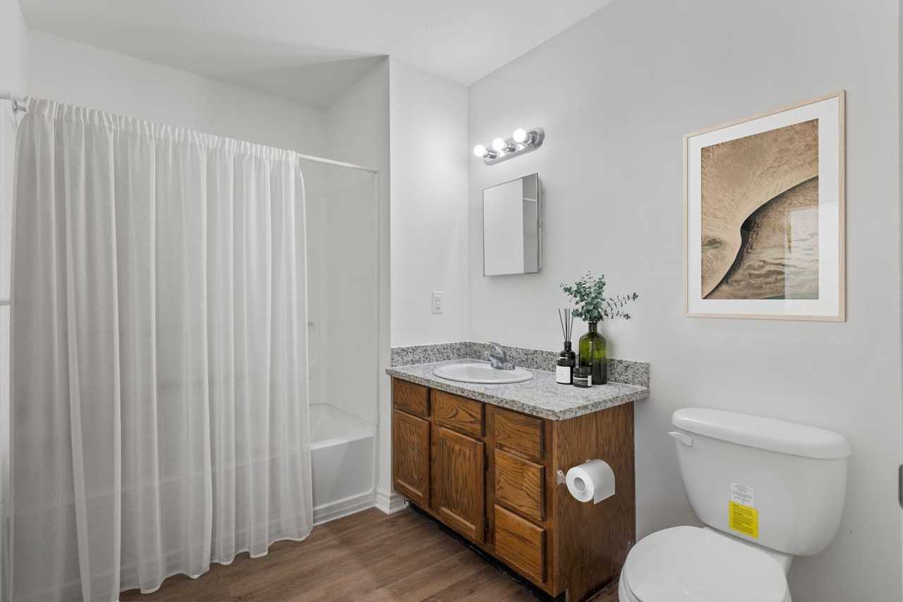 The Oaks - Photo 6 of 25