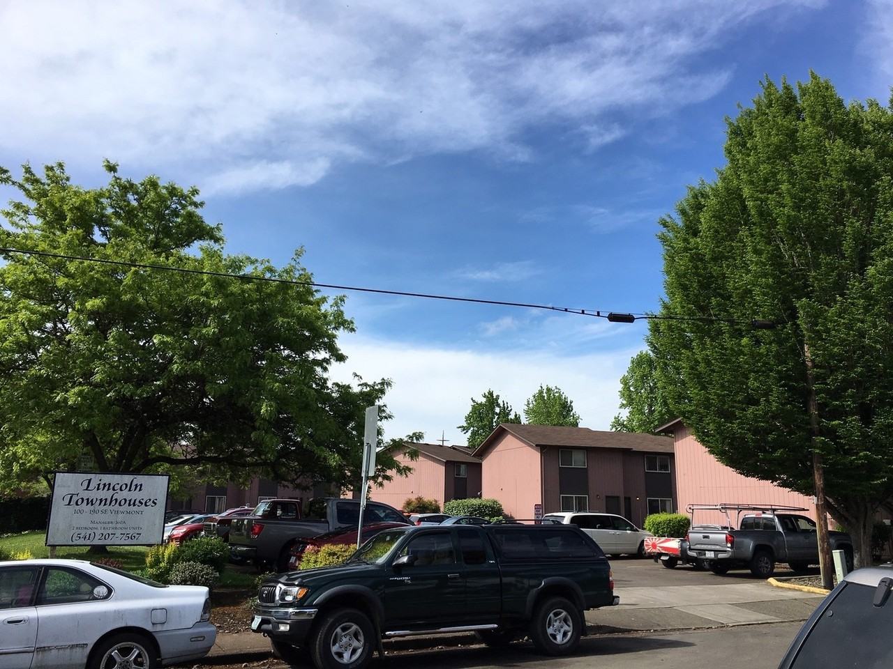 Lincoln Townhouses - Photo 5 of 22