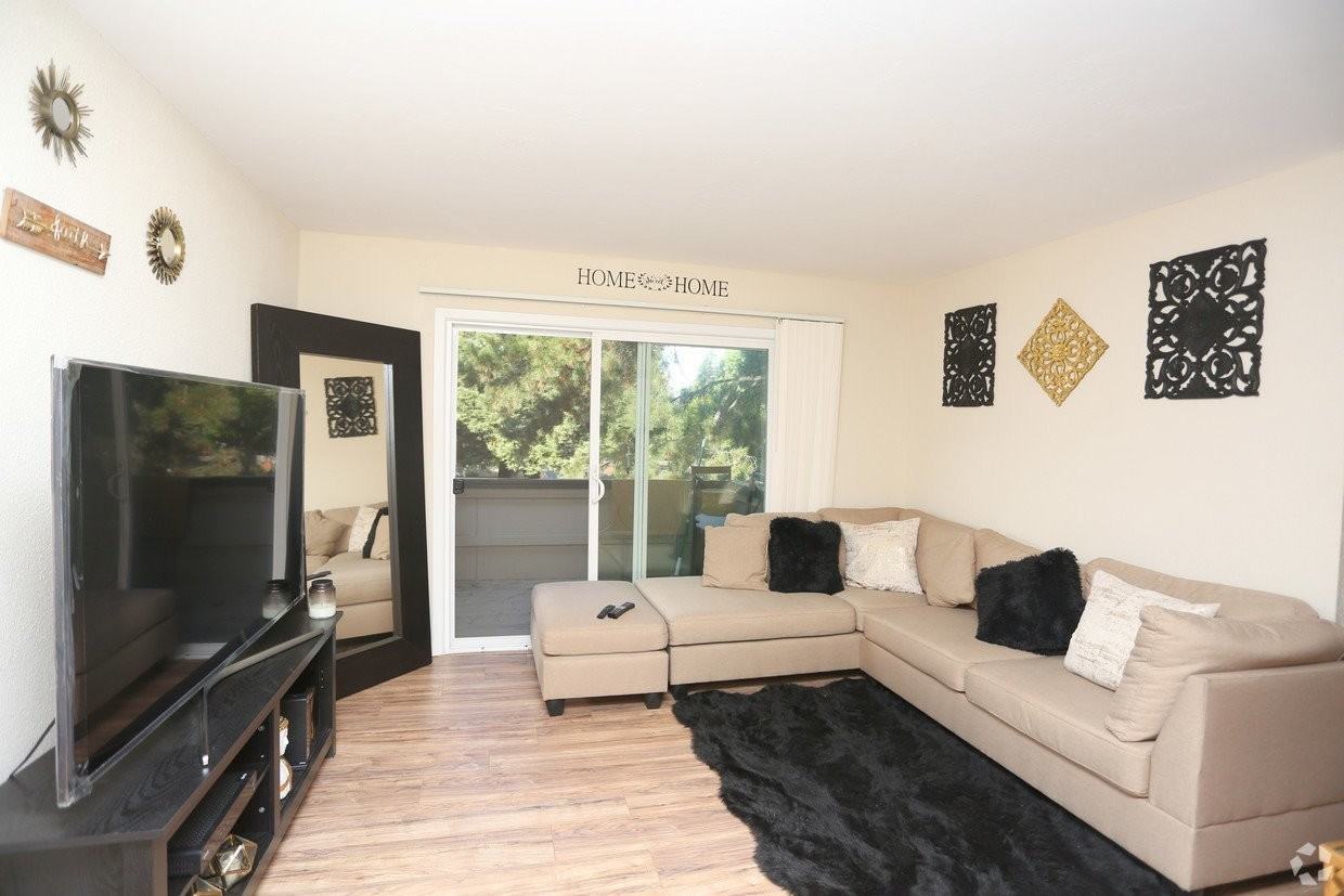 Pinewood Apartments - Photo 2 of 31