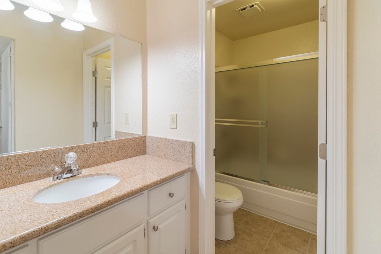 Eastwood Apartments - Photo 6 of 40