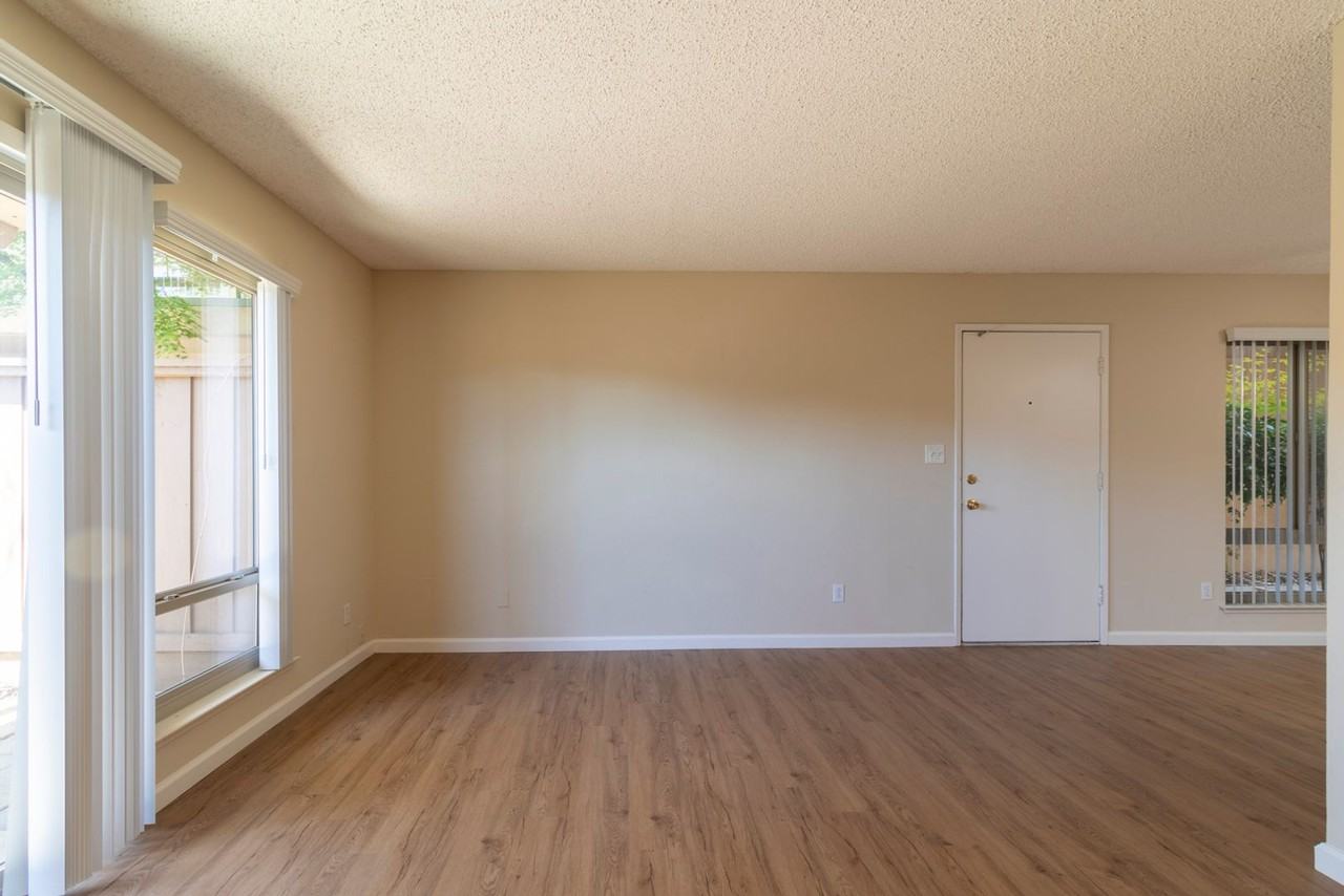 4700 Marconi Avenue - Photo 2 of 44