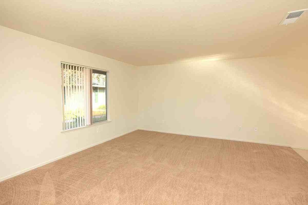 Canberra Court - Photo 2 of 30