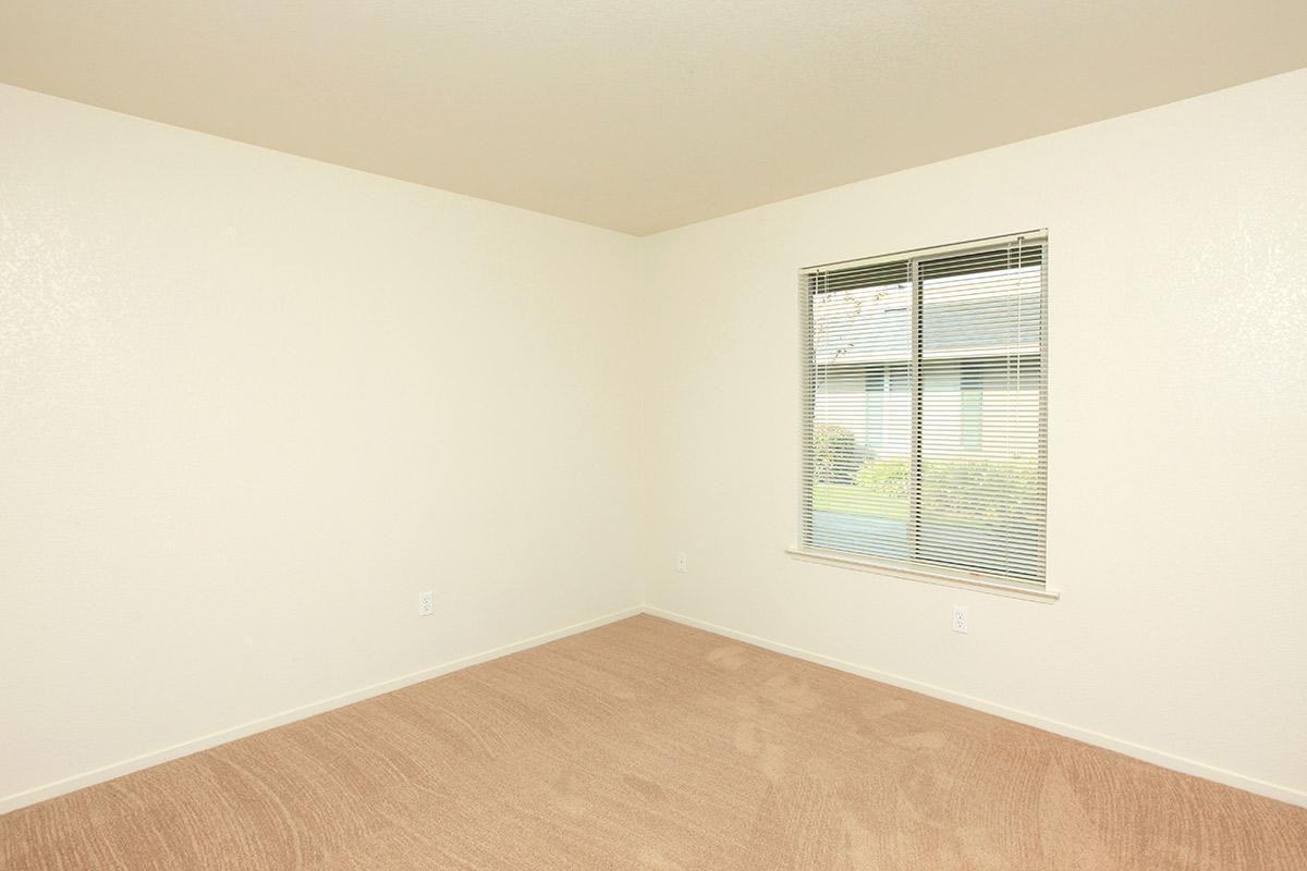 Canberra Court - Photo 4 of 30