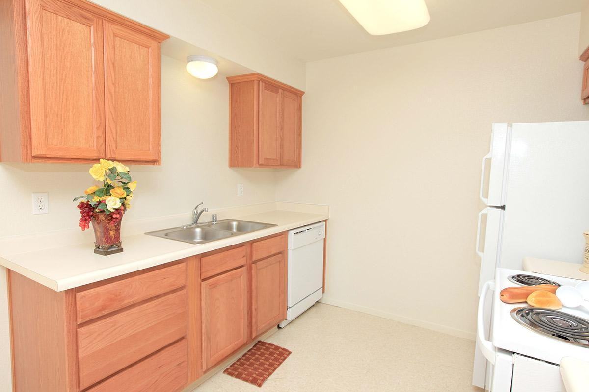 Canberra Court - Photo 7 of 30