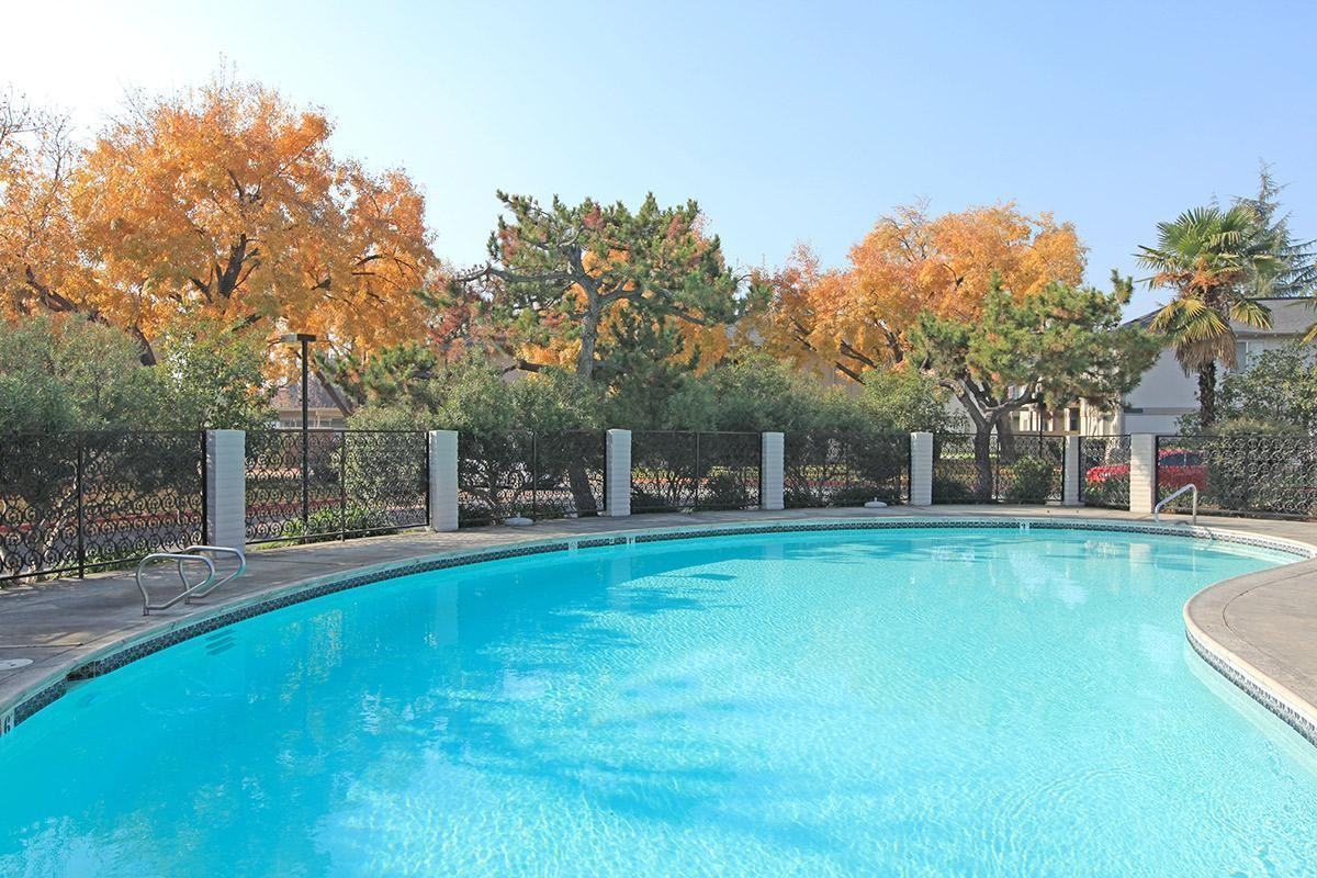 Parkwood Apartments - Photo 6 of 27