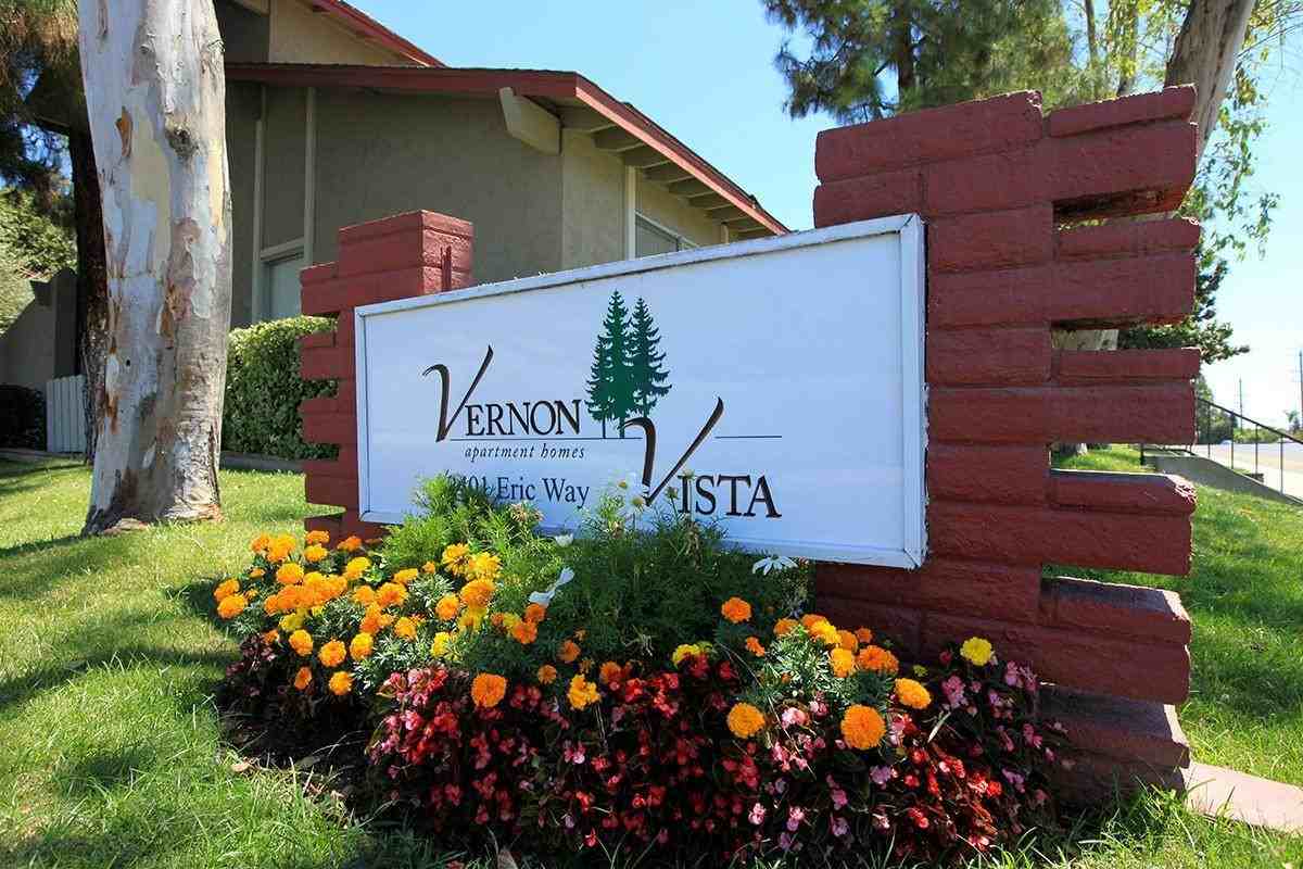 Vernon Vista Townhomes - Photo 4 of 9