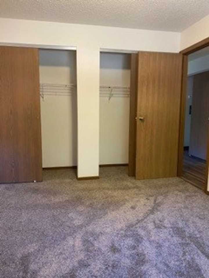 1011 N Garfield Avenue - Photo 7 of 13