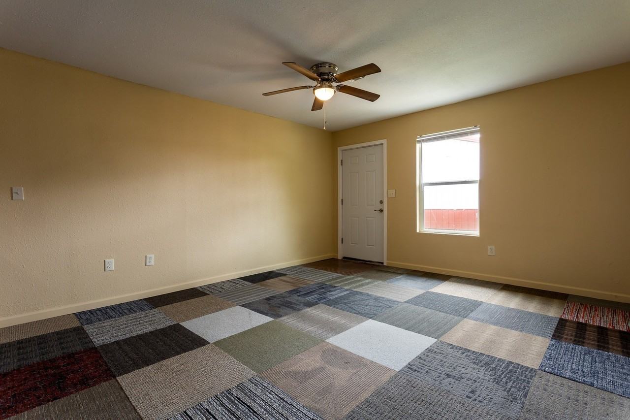 Willow Place - Photo 3 of 11