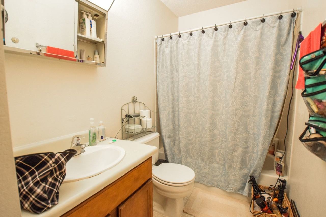 109 Bunting Lane - Photo 2 of 15