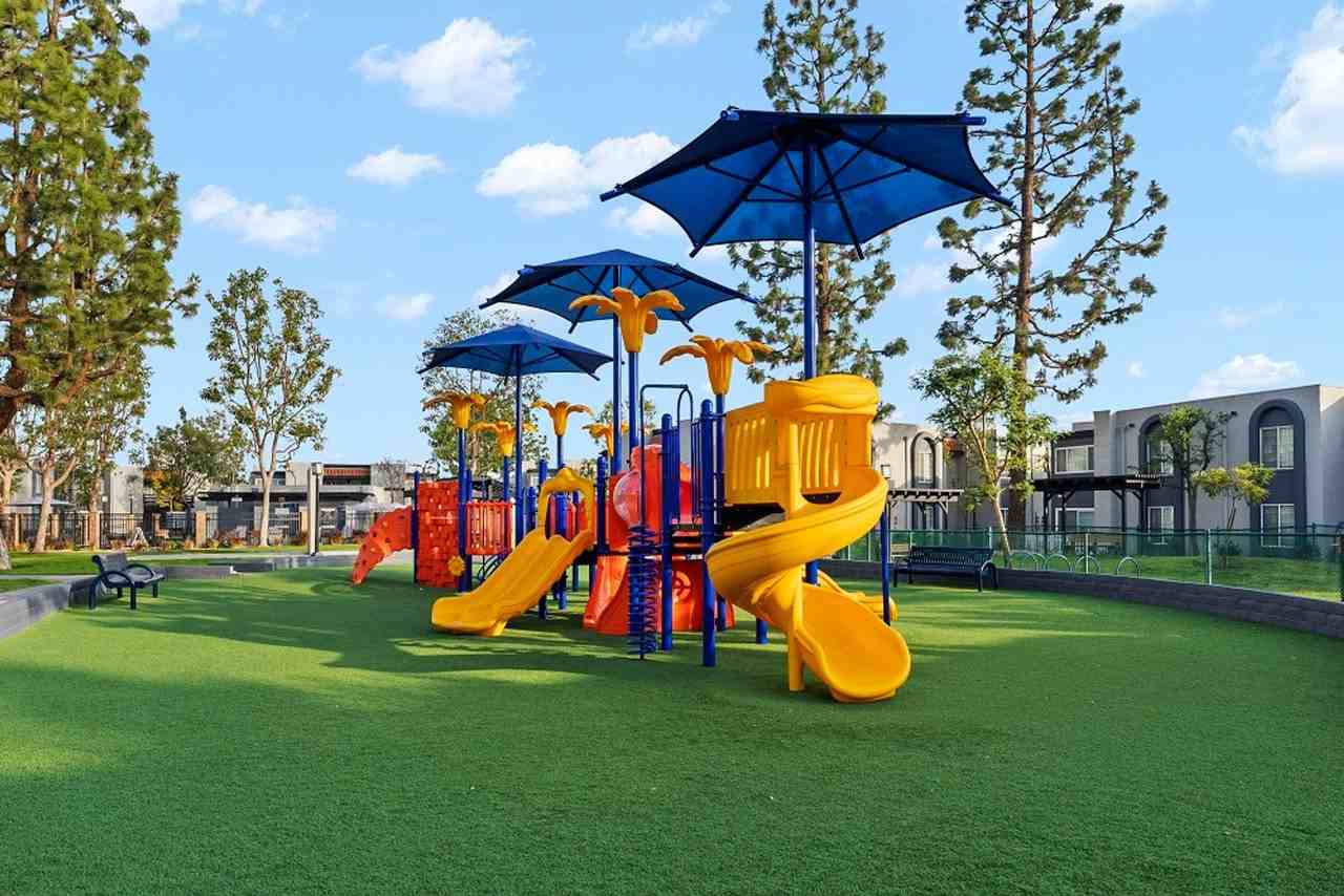 Sherwood Apartments - Photo 4 of 50