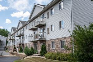 featured image of 802 W Main St