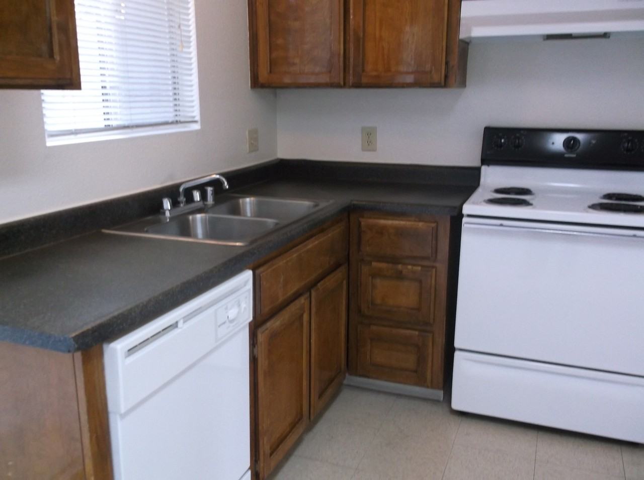 Willow Park - Photo 2 of 9