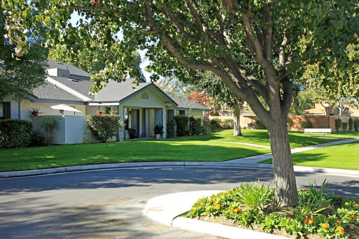 Greenhaven Apts. - Photo 3 of 50