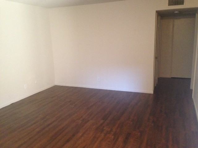 Gatewood Park - Photo 4 of 10