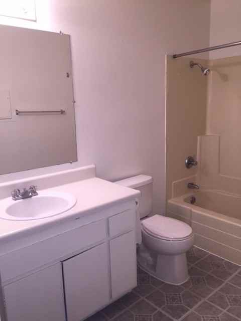 Mirage, Bakersfield - Photo 6 of 18