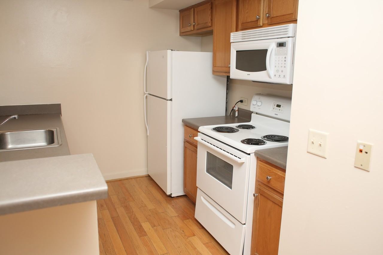 Venable Court Apartments - Photo 2 of 35